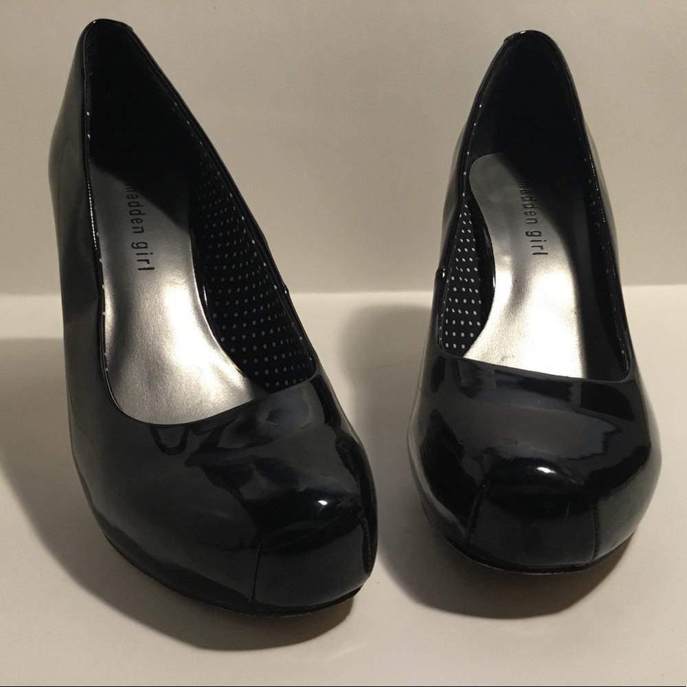 Madden Girl Getta Pumps